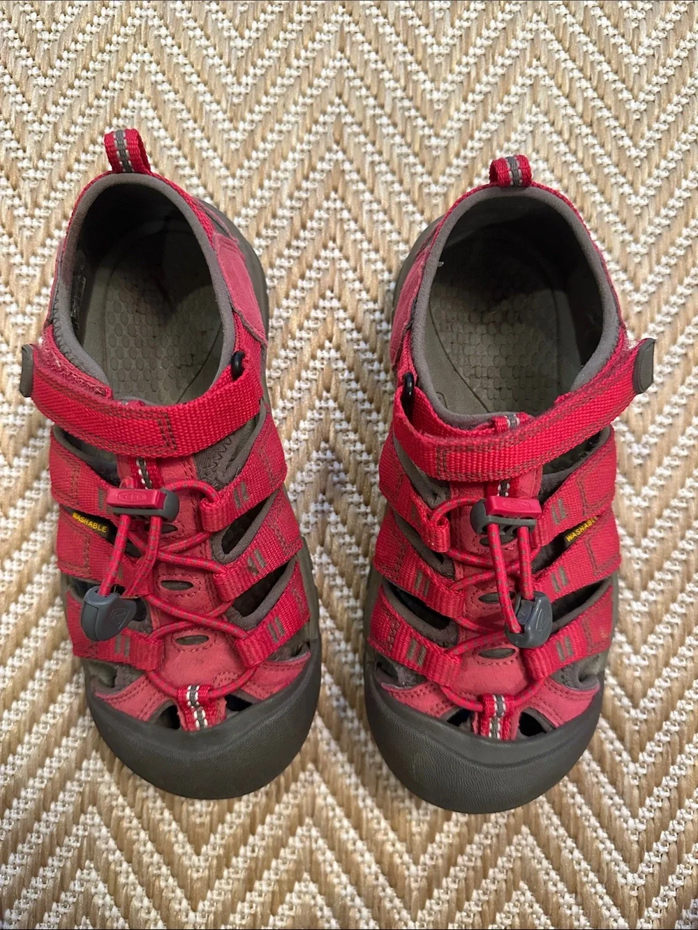 Keen youth Newport H2 sandal water sports size 2